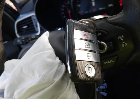 2017 Kia Sorento 3.3L Ex from USA, damaged, VIN 5XYPHDA50HG221483